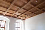 Krosno Odrzańskie, zamek, zrekonstruowany strop kasetonowy pomieszczeń pierwszego piętra w skrzydle płd. (fragment).